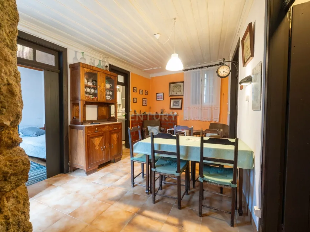 Casa Renovada T3 em Ervedal e Vila Franca da Beira - Image 2