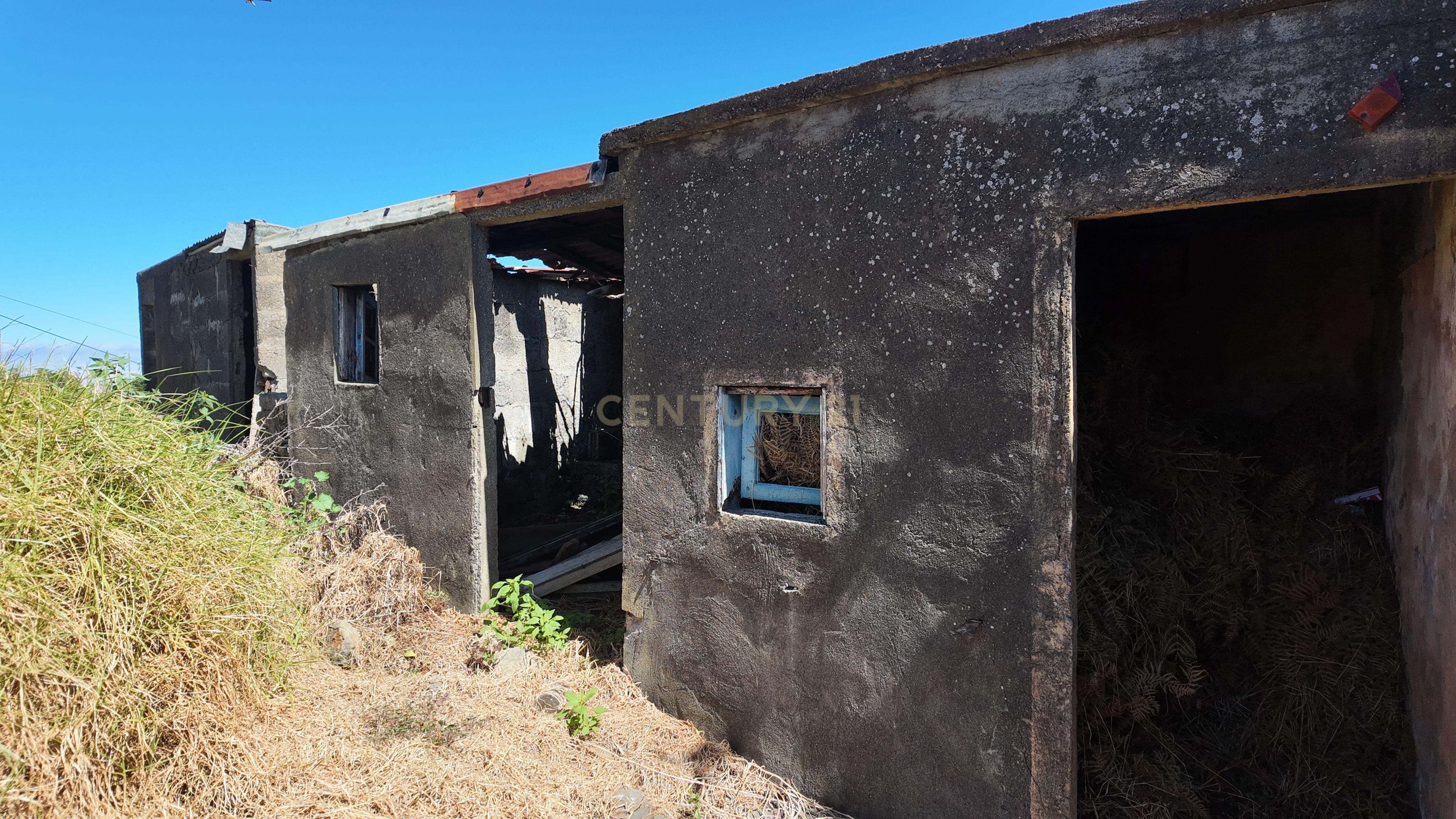 Fotografia 10 de Casa em Ruínas com Vista Montanha em Ponta do Pargo, Madeira + Garagem 40m²