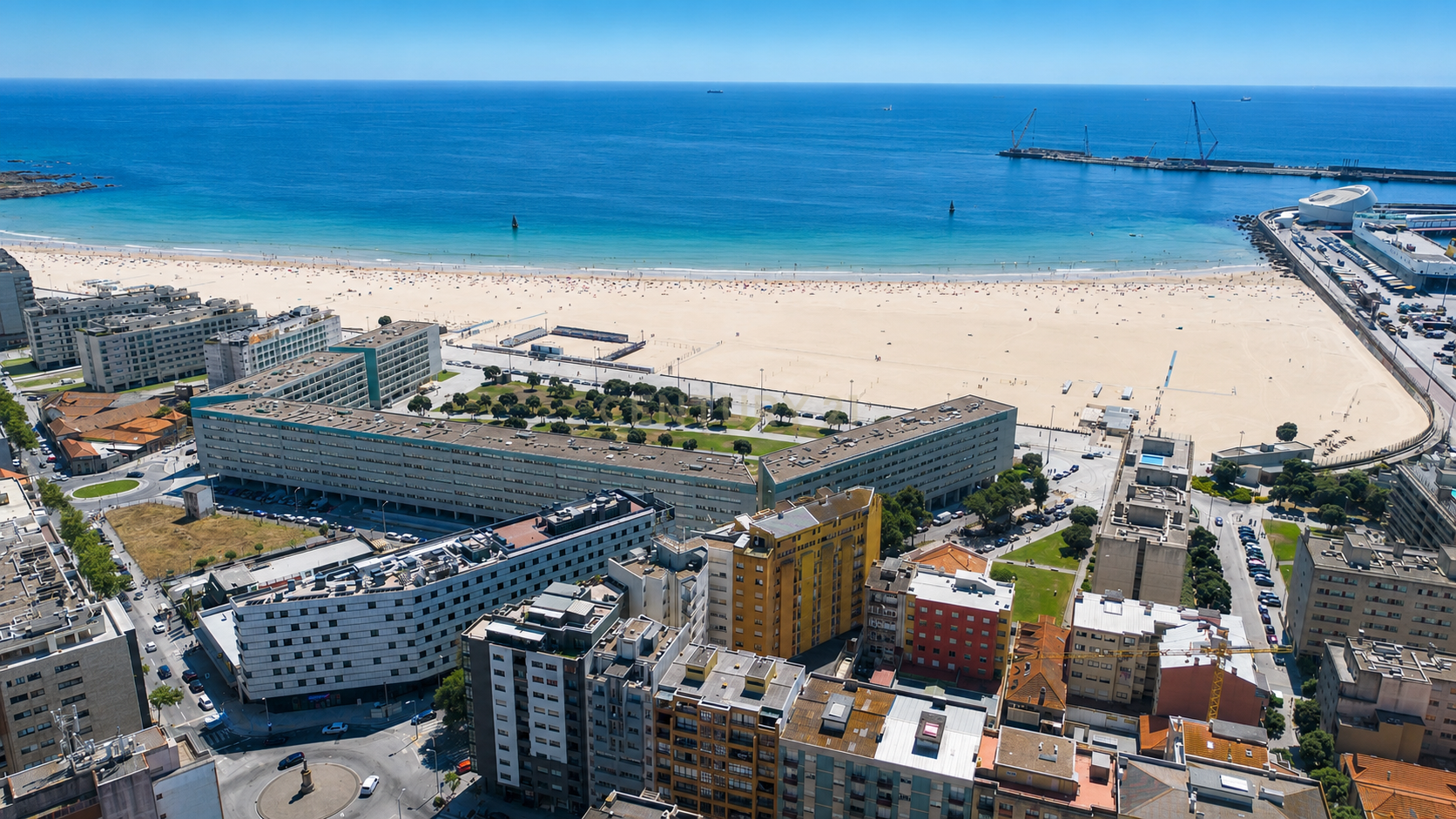 Fotografia 4 de T2+1 em Matosinhos Sul com 126 m2– A 250m da Praia