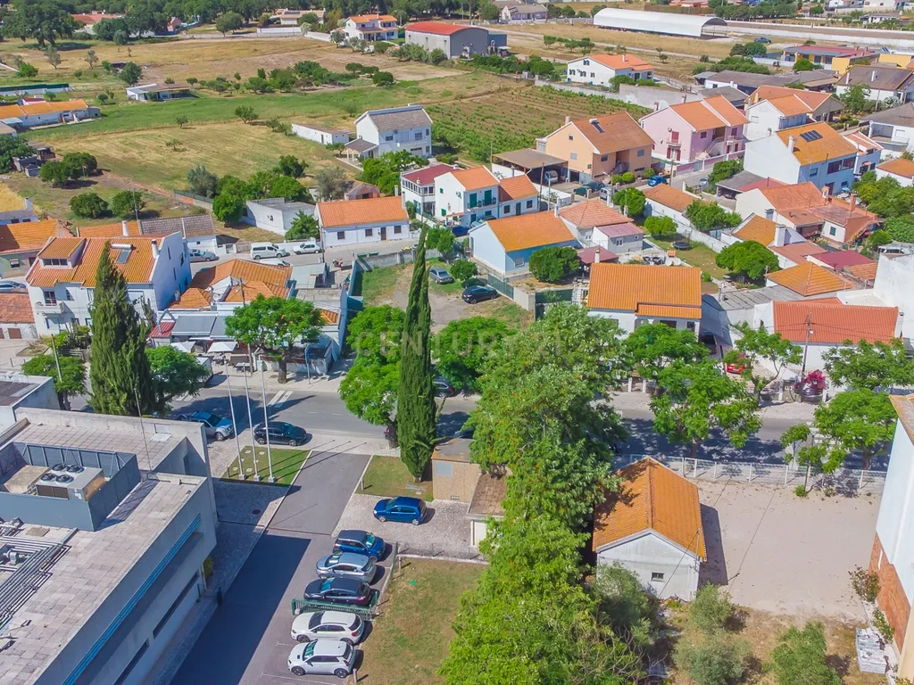 Terrenos Urbanos em Águas de Moura – Excelente Oportunidade para Habitação ou Investimento - Image 11