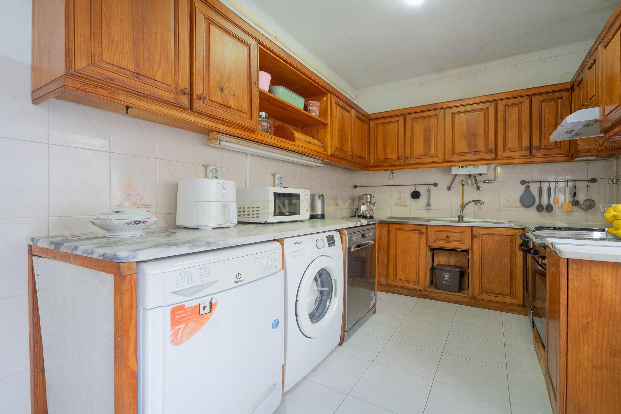 Moradia T3 com jardim e logradouro - Lousã em zona tranquila - Image 14