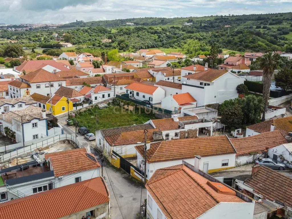 Moradia T3 na Quinta do Anjo com Vista Panorâmica e Garagem - Image 55