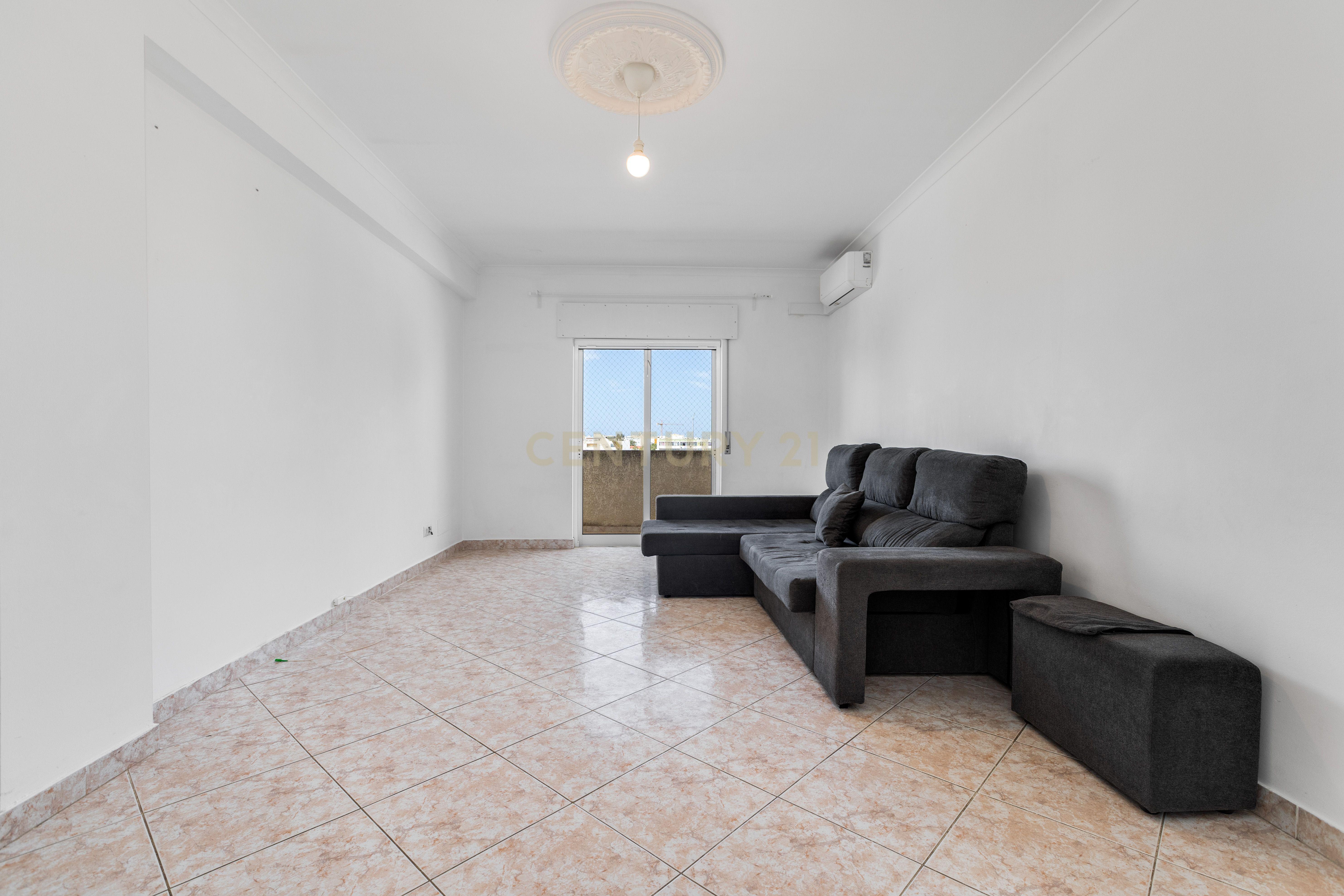 Fotografia 8 de T3 com 155 m² no centro de Olhão | 330.000 €