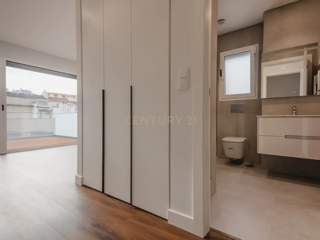 Moradia T3 de excelência no centro de Leiria - Image 49