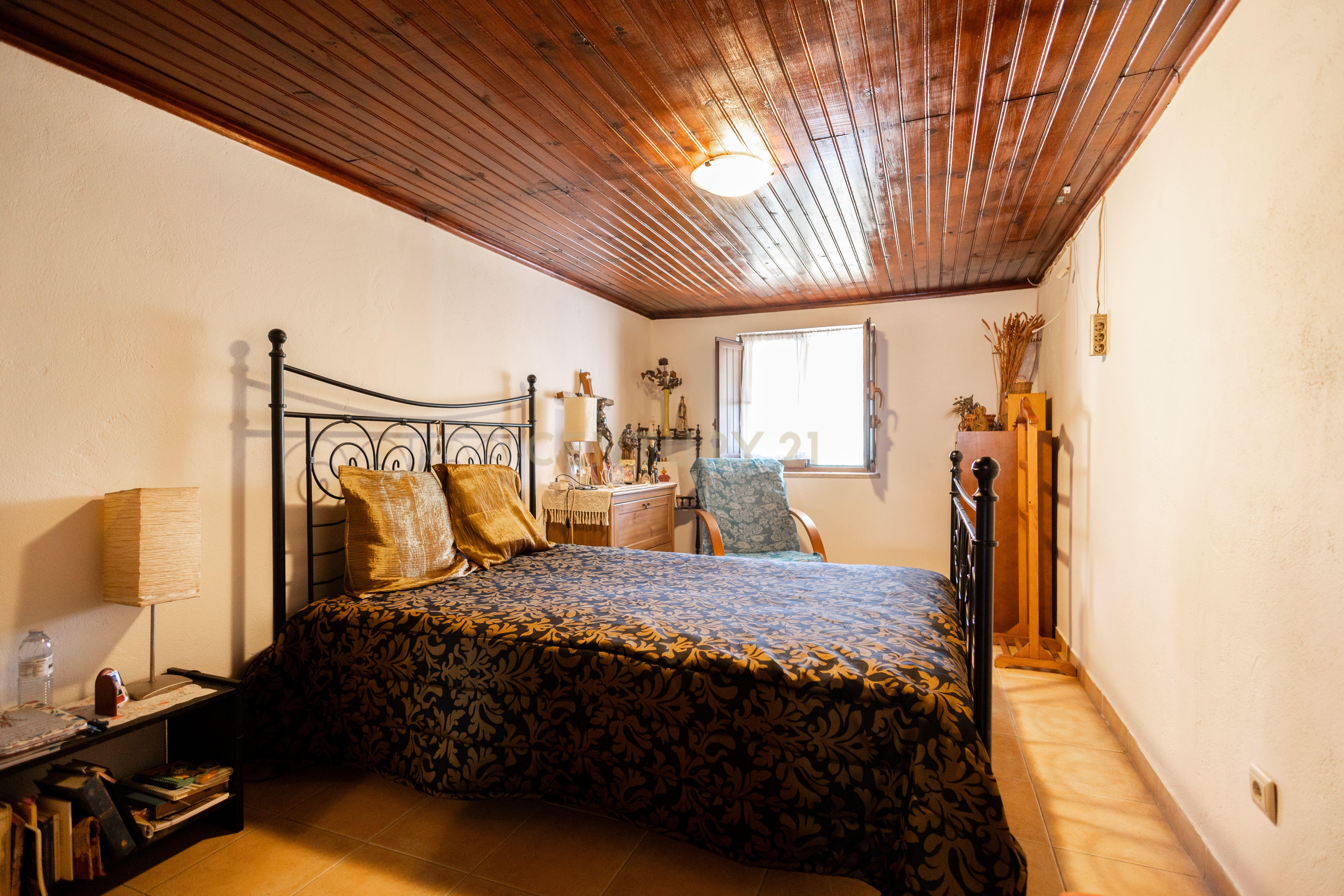 Moradia T5 em Marmeleira e Assentiz, €335.000