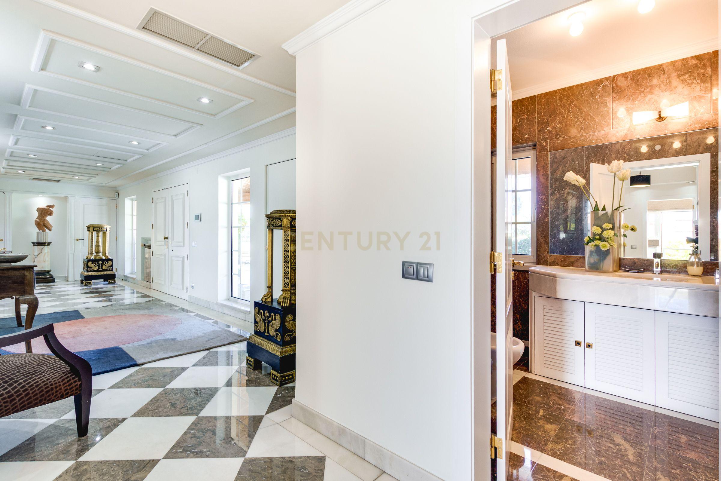 Fotografia 6 de Exclusiva Moradia de Luxo com 1.300 m² no Coração de Alvalade, Lisboa