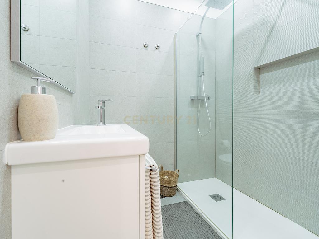 Apartamento T3 em Carnaxide, Lisboa - Image 38