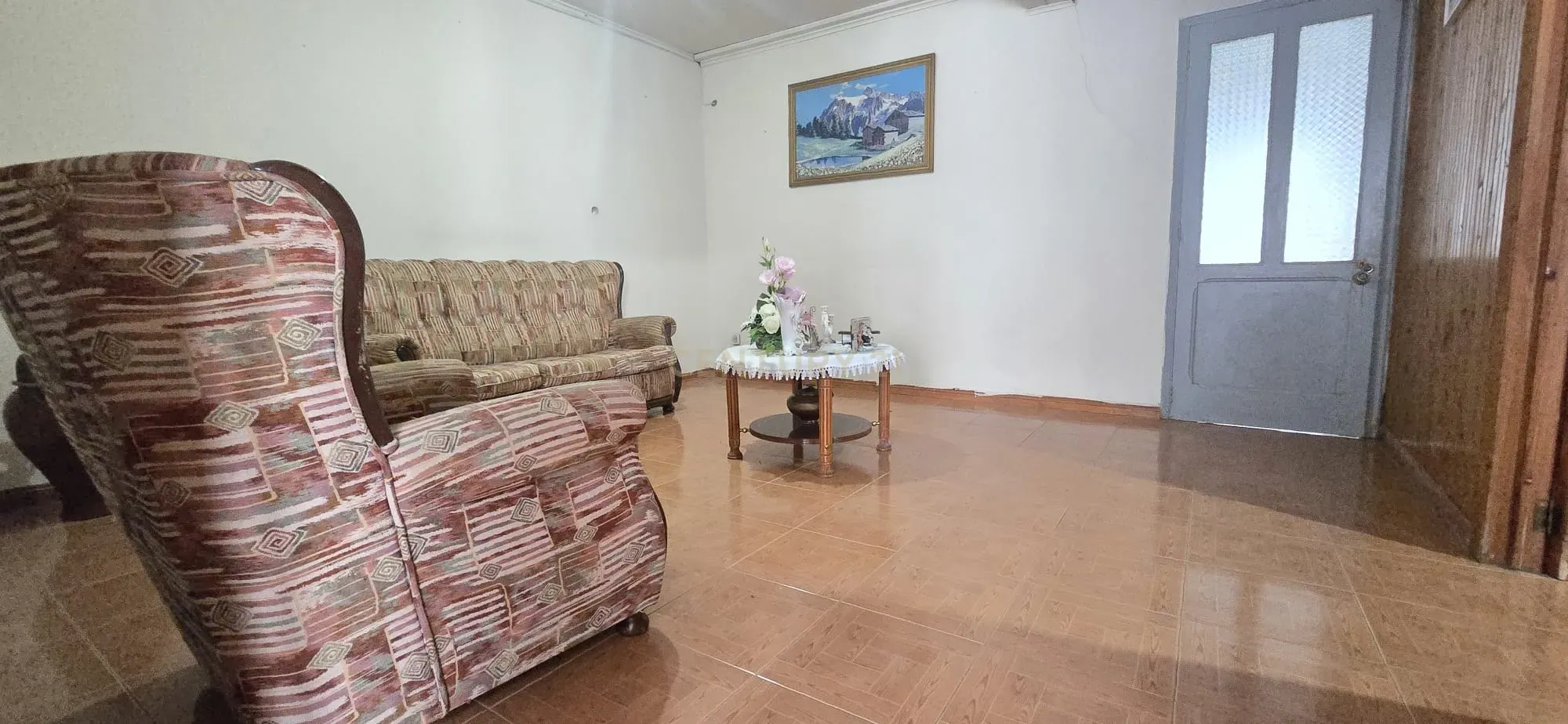 Fotografia 8 de Moradia com potencial para 2 habitações | Investimento | Ribeira Quente