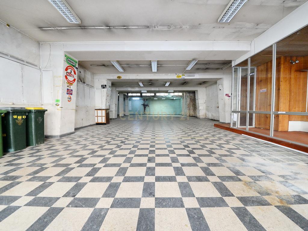 Espaço Comercial na Av. Defensores de Chaves, em Lisboa - Image 7