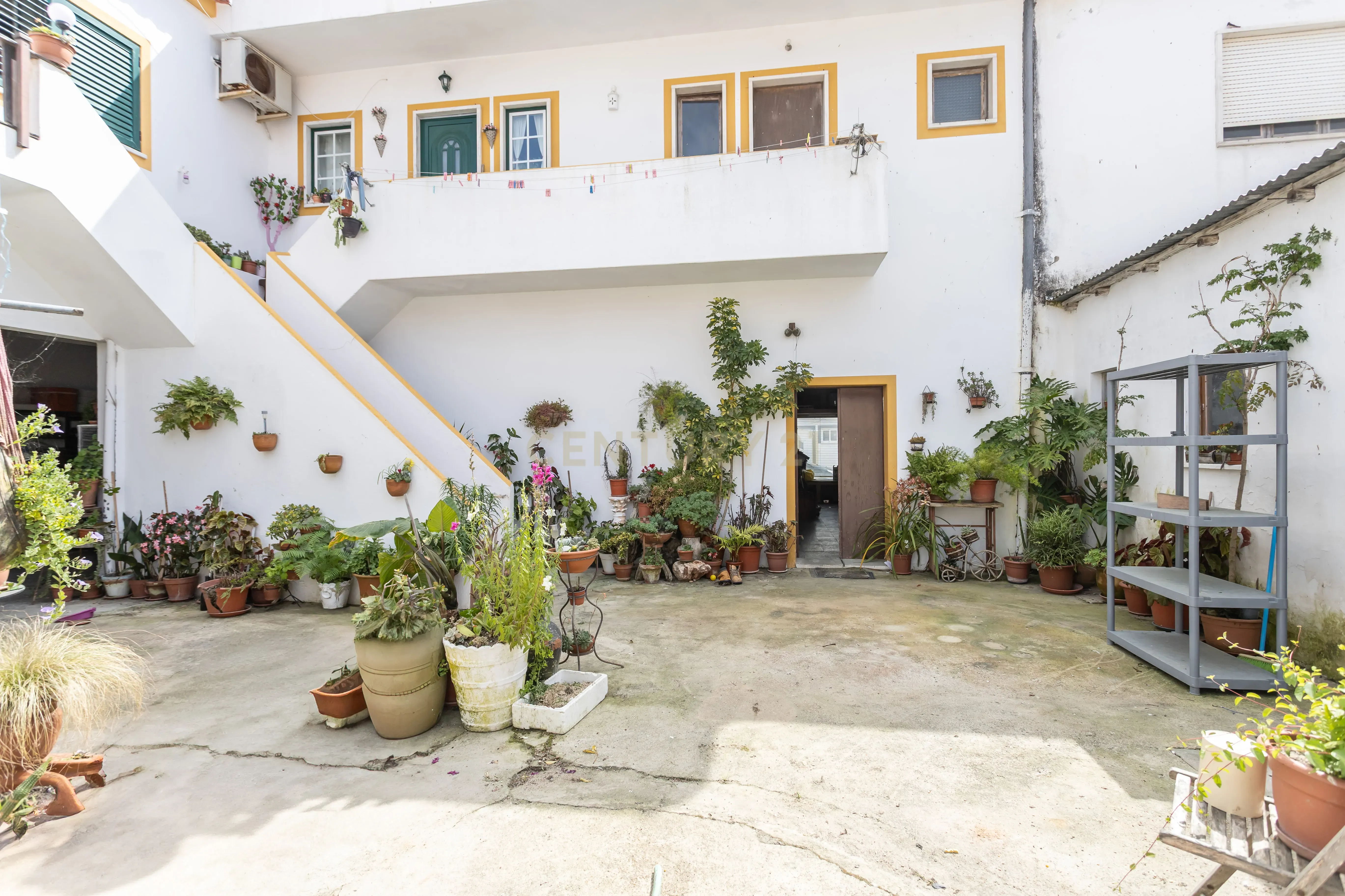 Oportunidade Única loft por 100.000€ a 15 minutos de Setúbal - Image 24