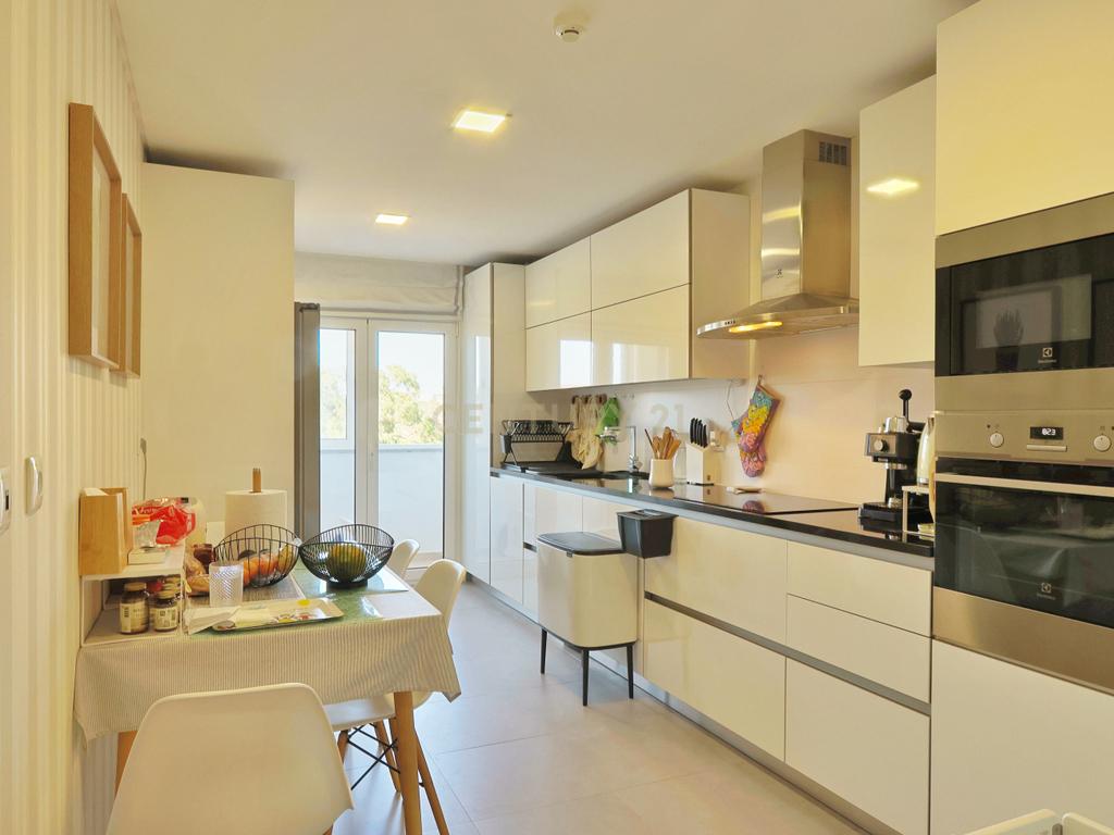 Apartamento T3 moderno e luminoso a 15 minutos da praia | Parede (Cascais) - Image 6