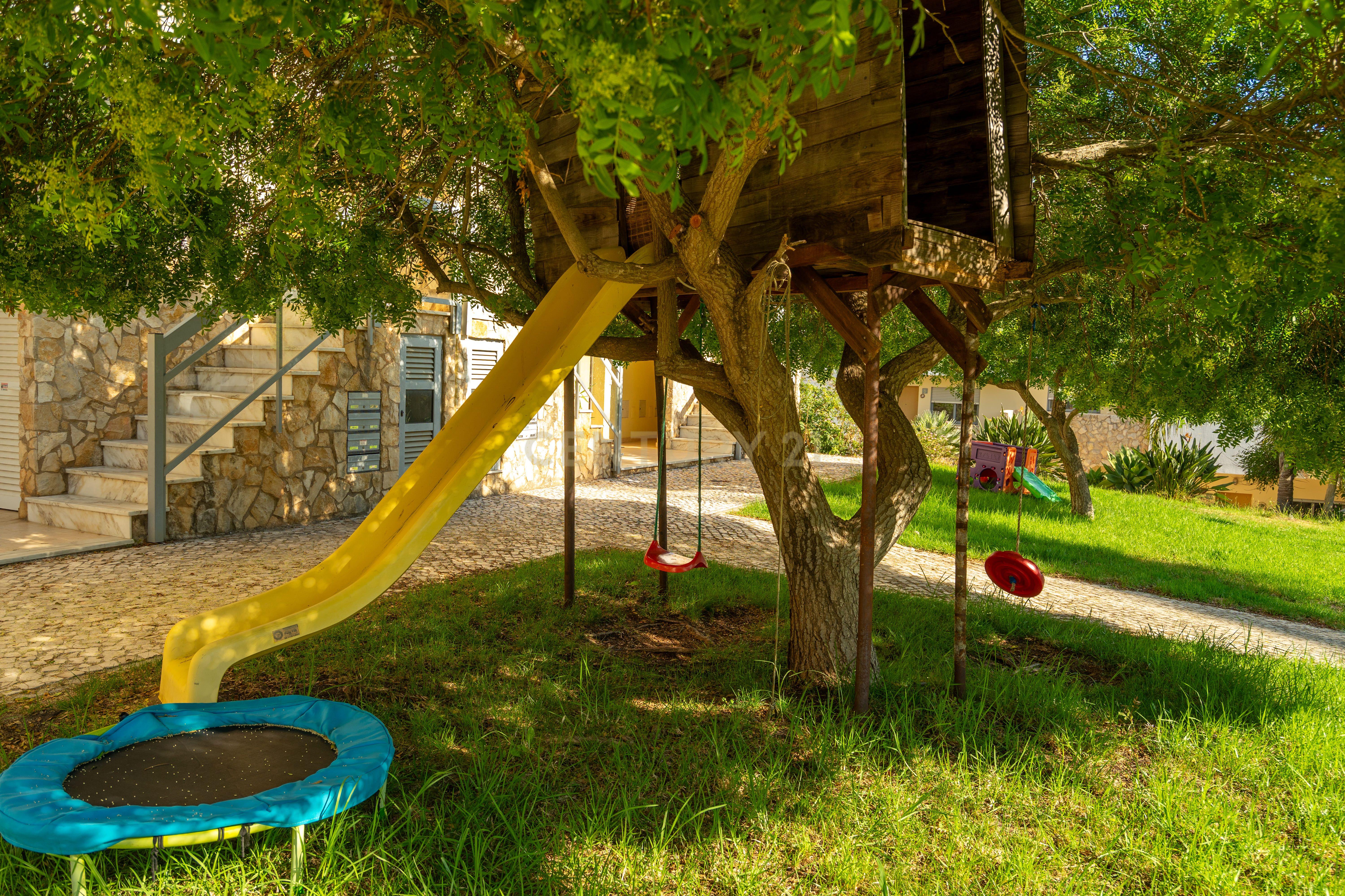 Fotografia 7 de T2 Duplex — Jardim das Amendoeiras, Sesmarias, Portimão