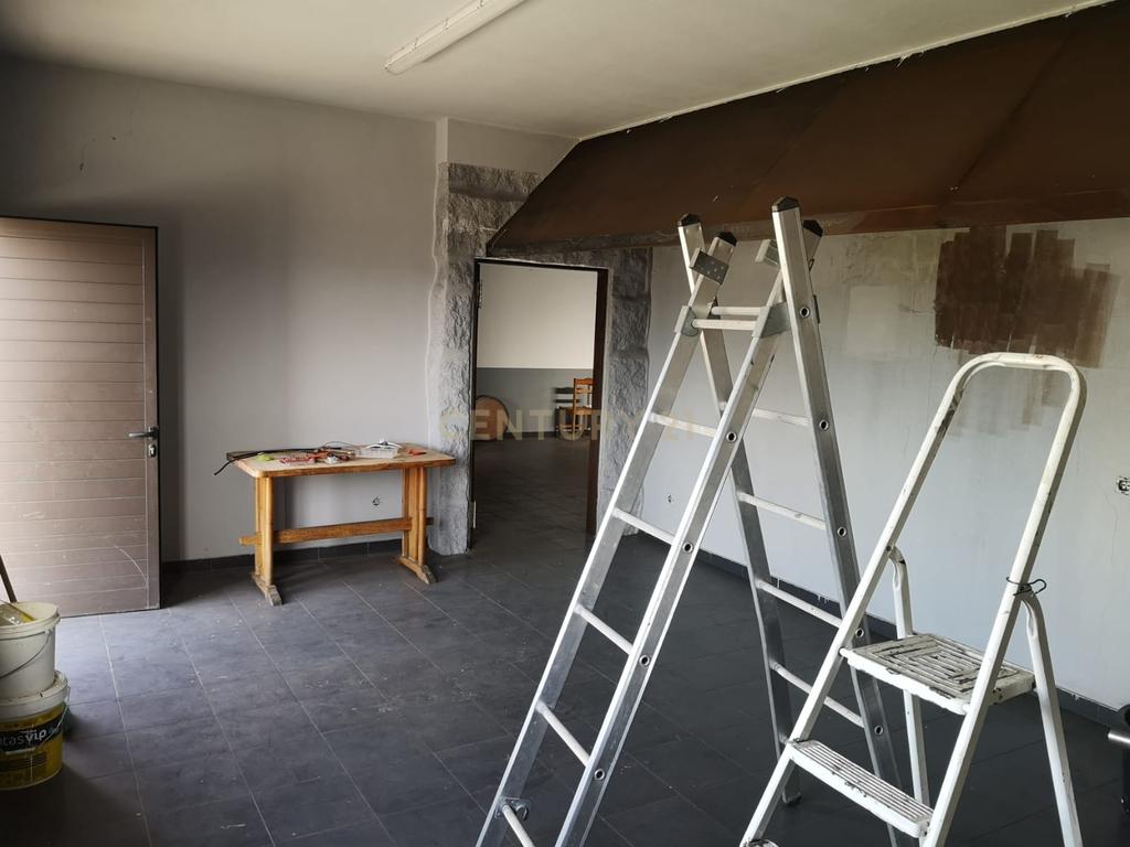 Espaço para restaurante/café para arrendar em Felgueiras - Image 17