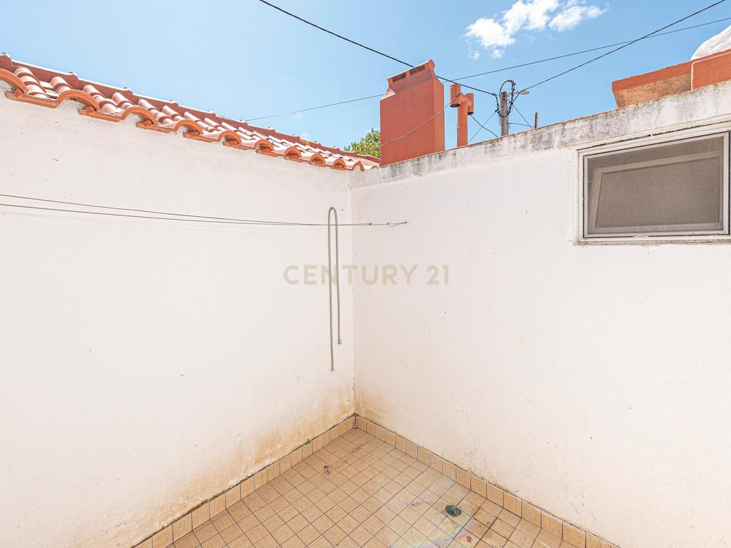 Moradia com 136 m2 de área útil localizada na  Rua da Capela, Idanha Belas  - Image 29