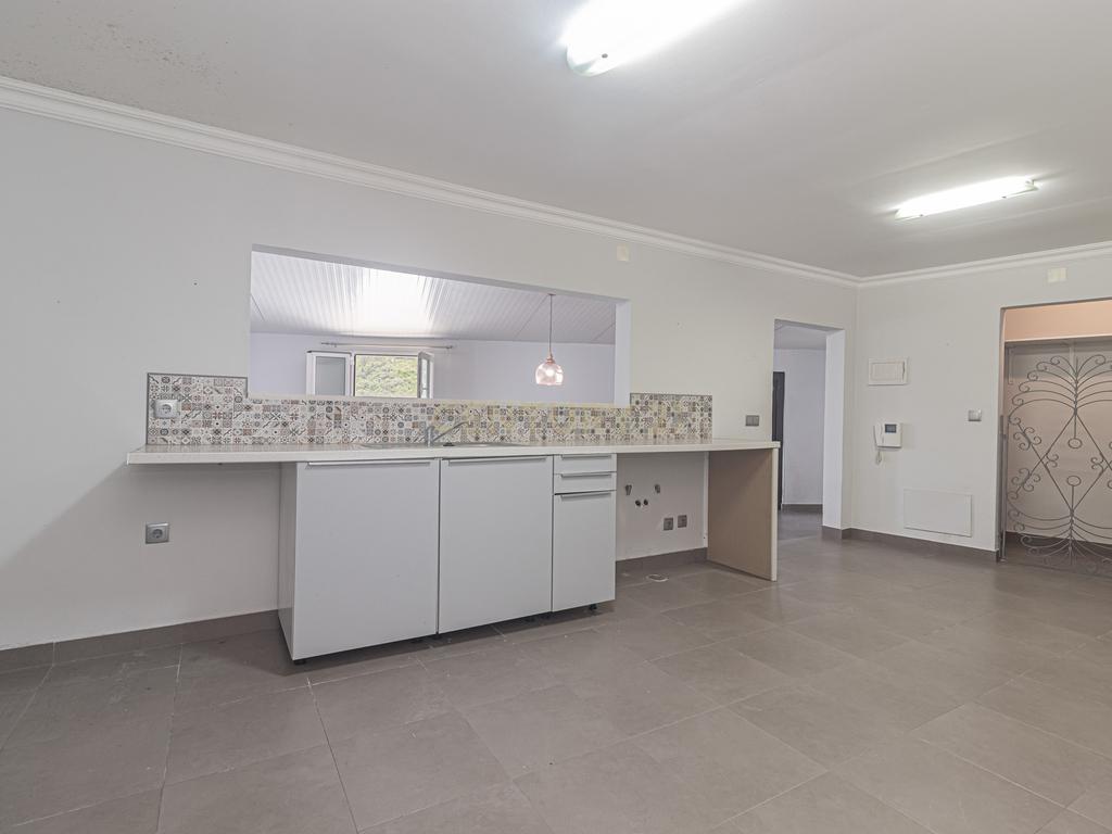 Moradia T4 em Vila Nova - Bucelas - Image 8