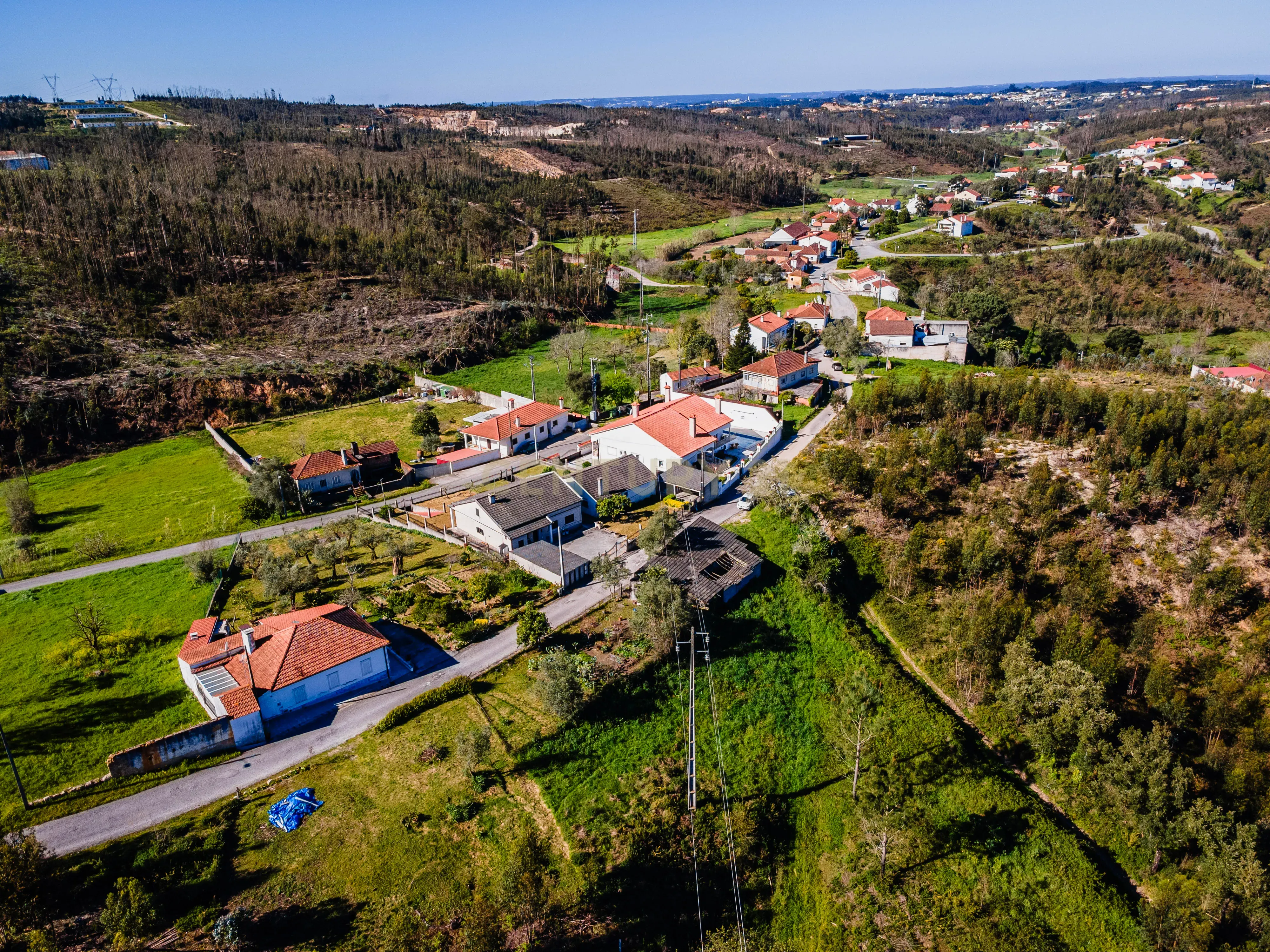 Moradia T2 + 1 - Image 27