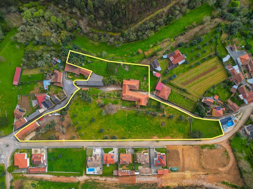 Quinta para Recuperação em Mortágua com 17 Divisões - Image 7
