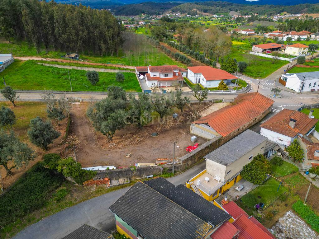 Quinta para Recuperação em Mortágua com 17 Divisões - Image 31