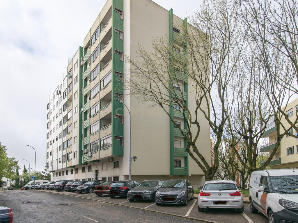 Oportunidade Unica - Apartamento T3 c/ garagem | Damaia de Cima - Image 33