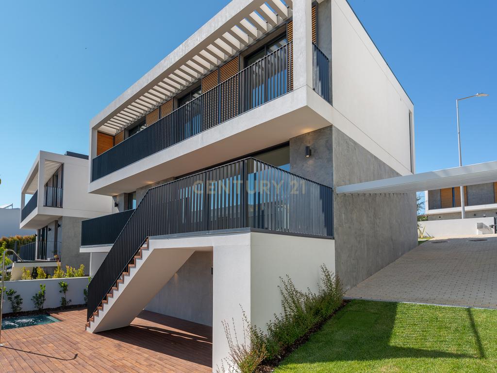 Moradia Construção Nova T3 + 2 com acabamentos Premium - Image 2