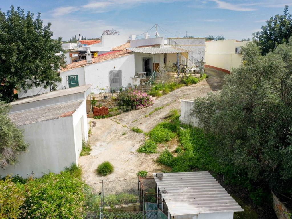 Moradia Térrea T3 com Fachada Tradicional para Venda em Sitio do Peral São Brás de Alportel - Image 24
