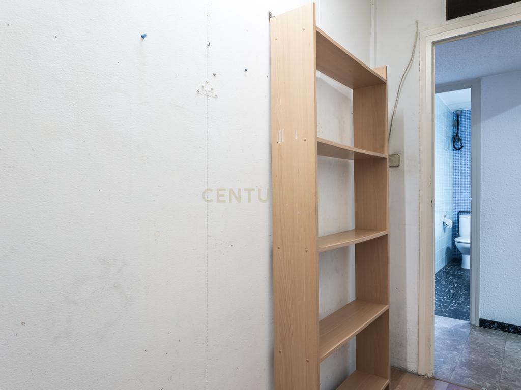  - Image 19