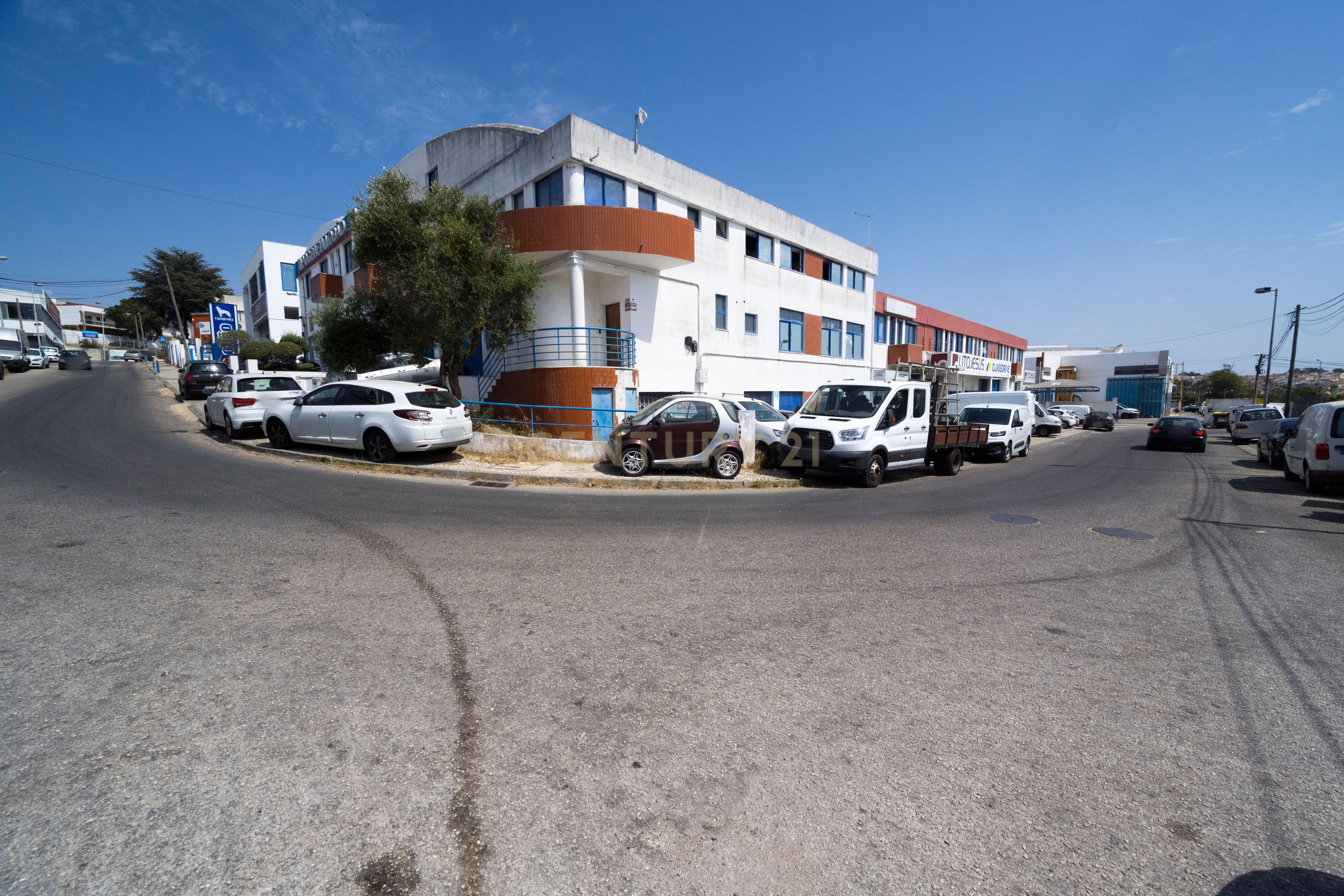 Fotografia 3 de Armazém com 360 m2
