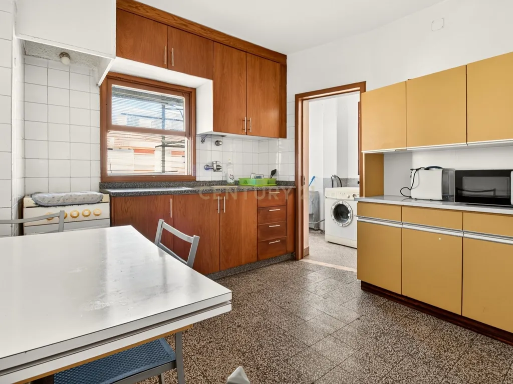 Apartamento T3 em Bragança - Image 1
