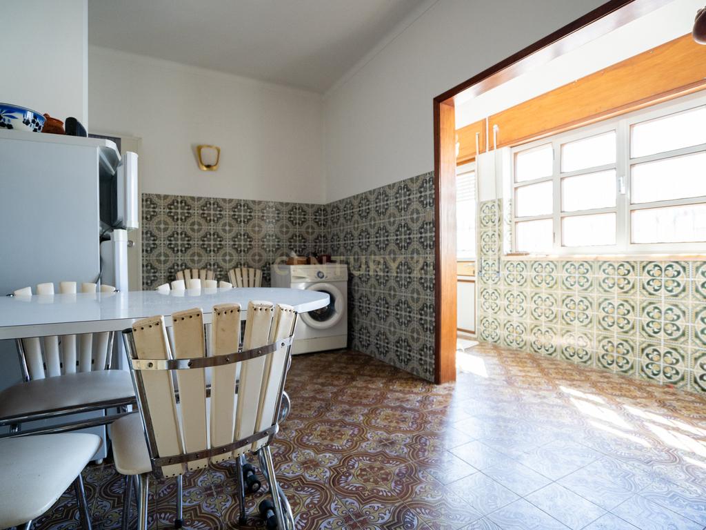 Moradia T3 em Alhos vedros / Moita com terreno de 1320m² - Image 10