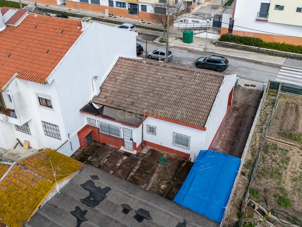 Moradia T3 em Alhos vedros / Moita com terreno de 1320m² - Image 32
