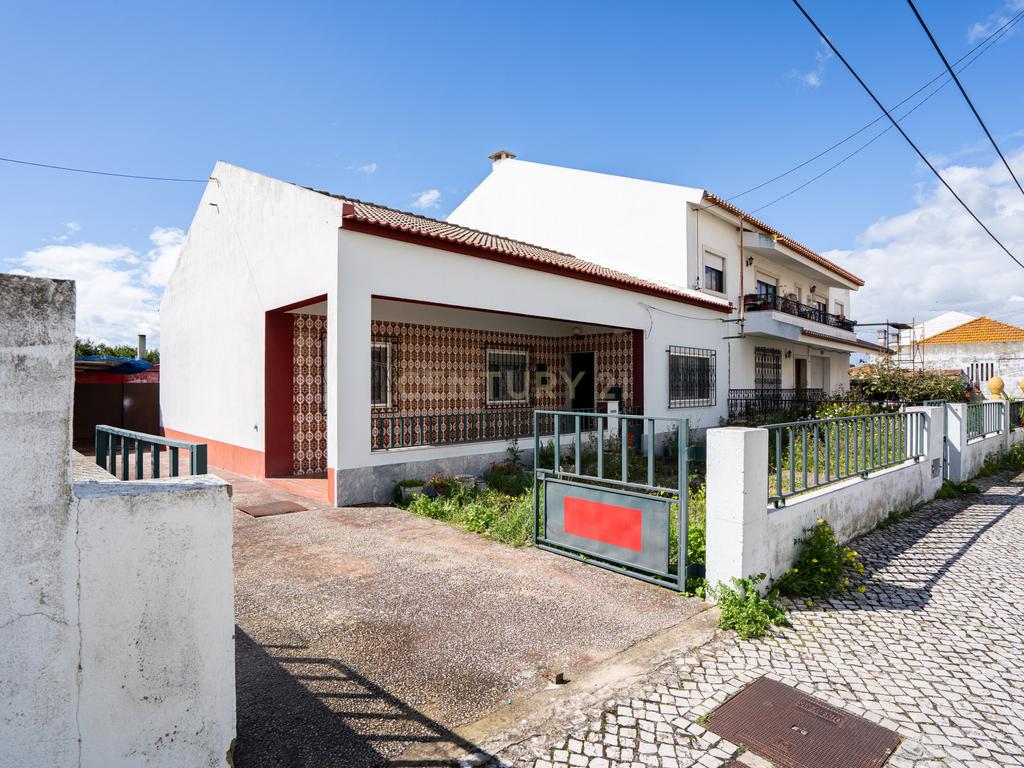 Moradia T3 em Alhos vedros / Moita com terreno de 1320m² - Image 44