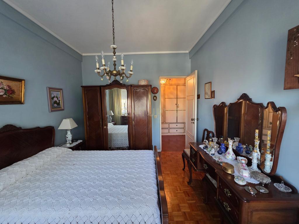 Apartamento em Queluz-Monte Abrão, Massamá Sintra - Oportunidade Única - Image 3