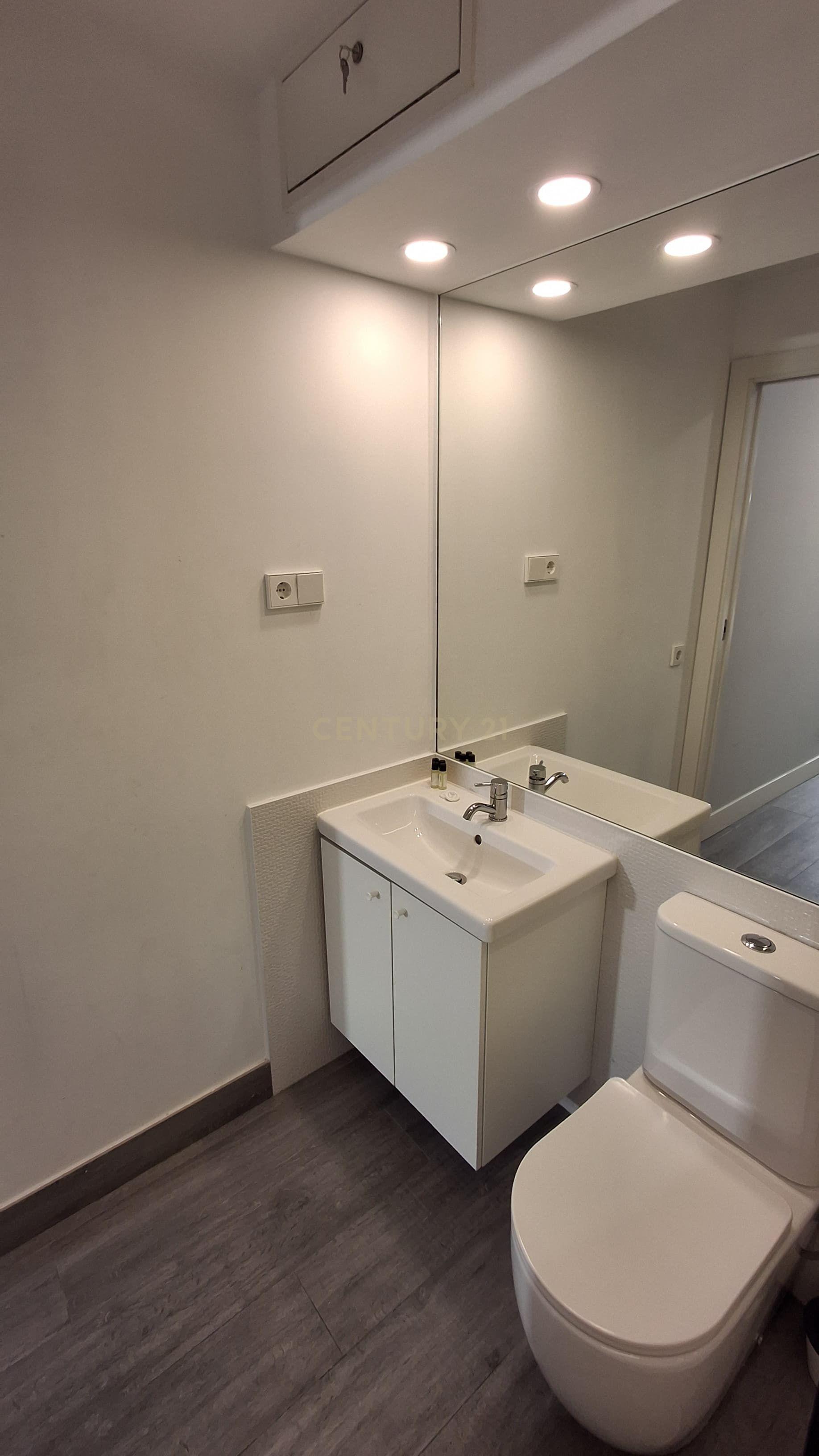 Oportunidade de Investimento em Arturo Soria! Loft Dividido em 2 Unidades Independentes – Flexibilidade, Rentabilidade e Estilo - Image 15