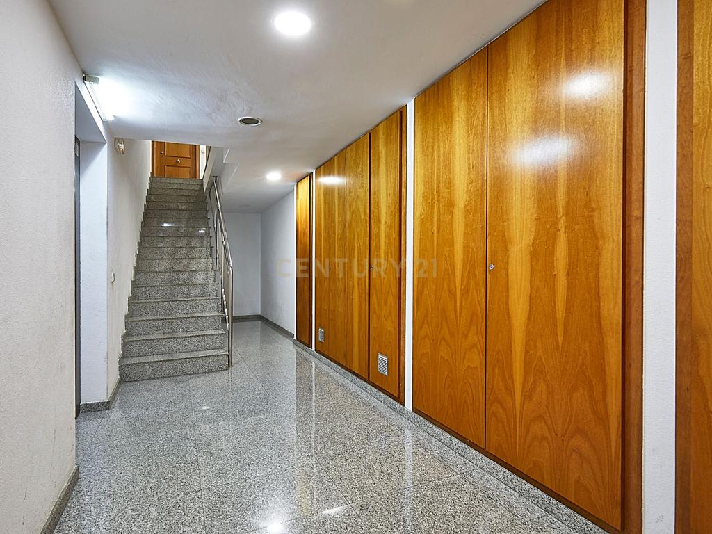 Penthouse para venda em Malgrat de Mar - Apenas a 650 m da praia - Image 33