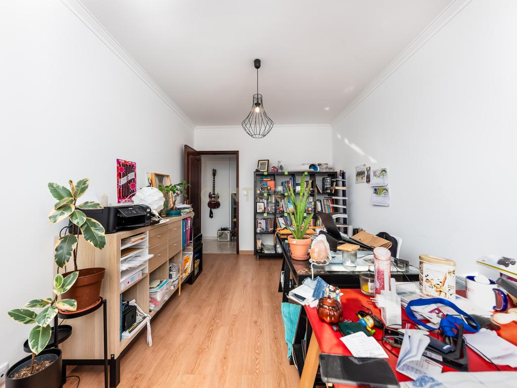 Apartamento T2 + 1 em Agualva-Cacém - Image 28