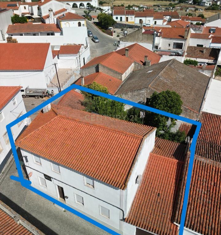 Moradia Alentejana com Quintal e Garagem – Pias, Serpa - Image 1
