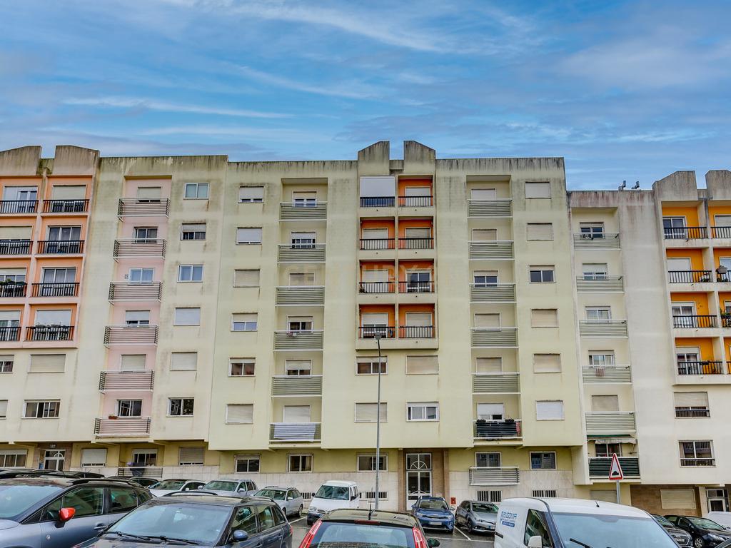 UMA CASA DE SONHO - T4 em Queluz - Image 27