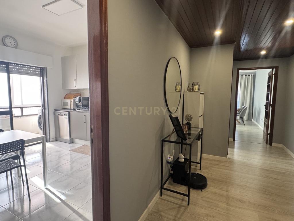Apartamento Renovado T2 em Pinhal Novo, Palmela - Image 14