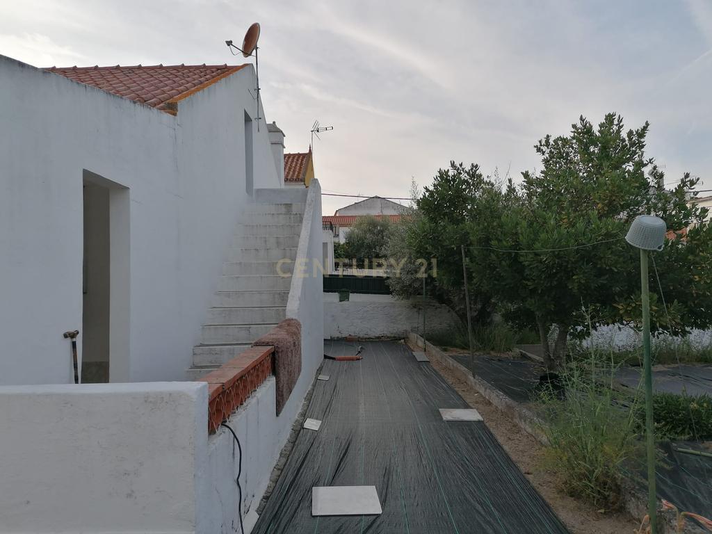 Moradia Térrea T3 com quintal e sótão, Guadalupe, Évora - Image 26
