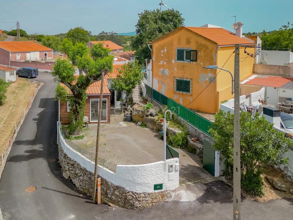Moradia T2 com jardim e vista serra - qualidade de vida a 30 minutos de Lisboa | Arruda dos Vinhos - Image 2