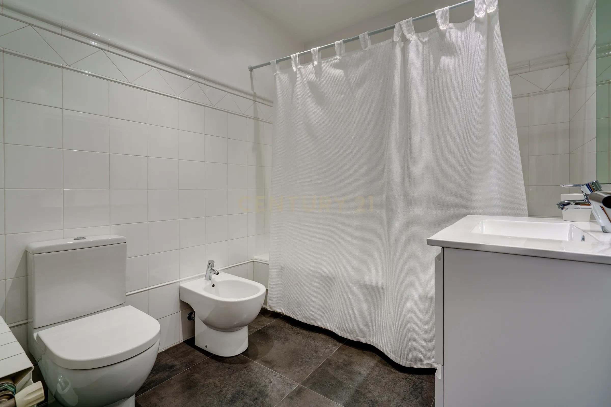  - Image 52