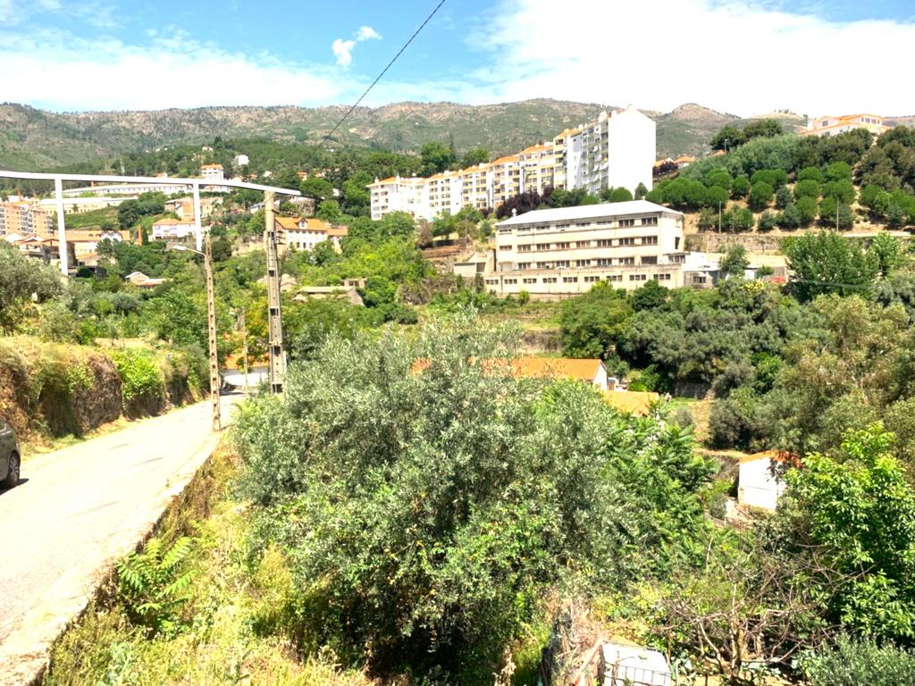 Terreno Urbano com 8.123m2 para Construção na Cidade da Covilhã – 48 Fogos - Image 6