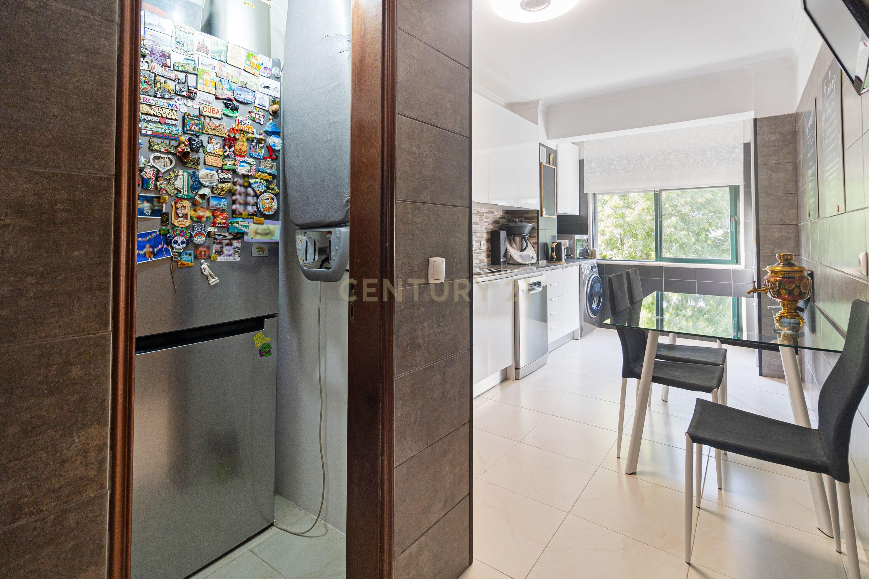 Fotografia 5 de Apartamento T3 na sobreda com possibilidade de DUPLEX