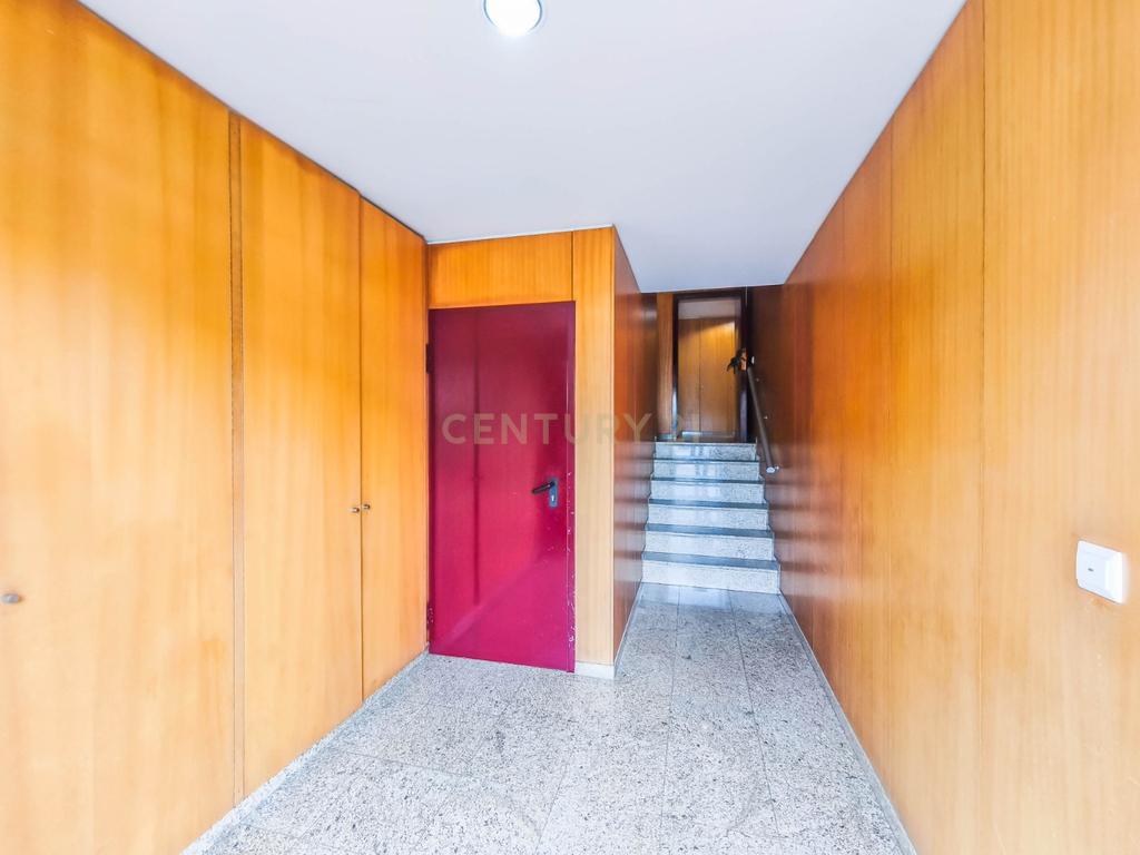 Apartamento T1+1 em Lavra, Matosinhos com Varanda e Piscina. - Image 10