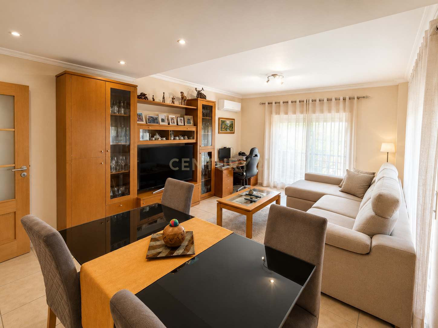 Fotografia 3 de Apartamento T1 Espaçoso a 5 Minutos a Pé da Praia | Quinta dos Arcos, Armação de Pêra