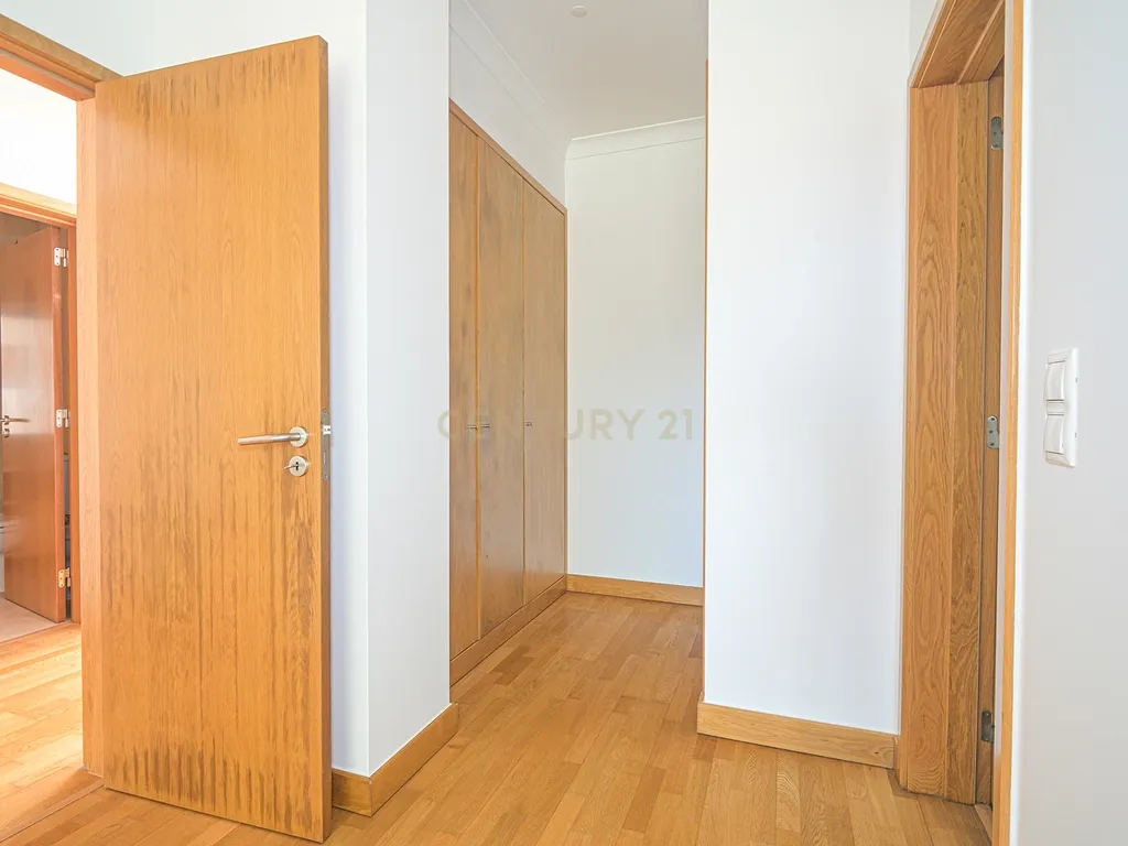 Moradia em Banda T4 no Empreendimento Oeiras Golfe Residence - Image 45