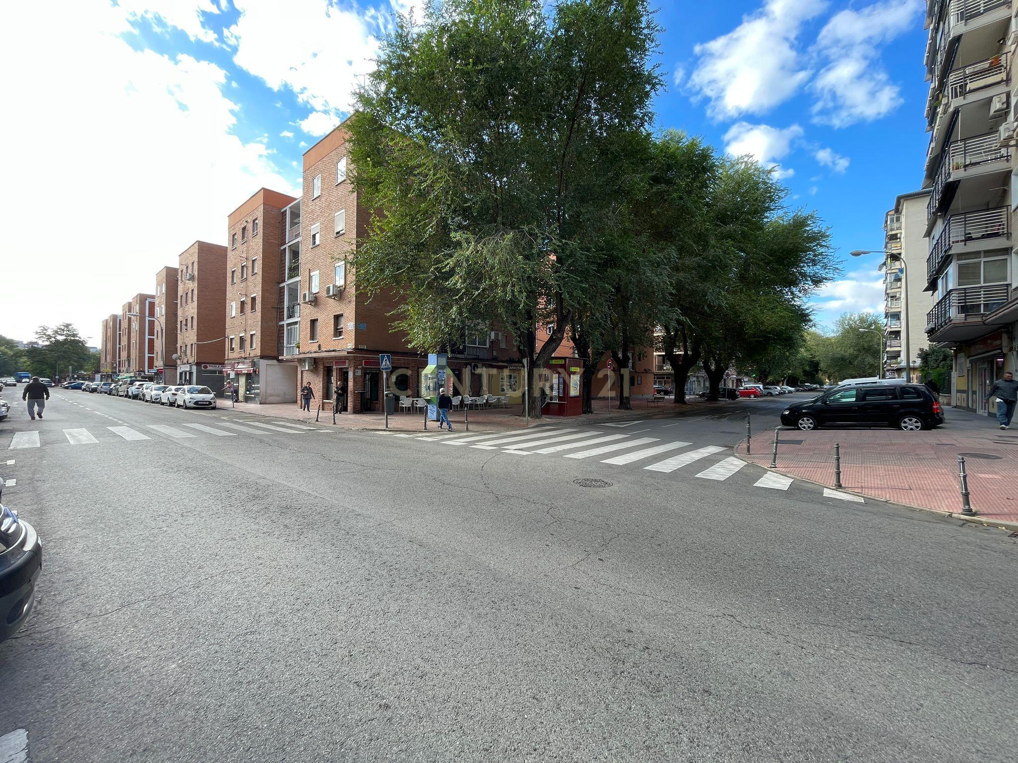 undefined - Image 2