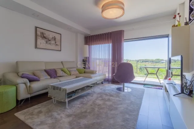 Luxuoso apartamento T3 duplex com Vista Panorâmica em Quinta de Santa Teresa, Charneca de caparica - Image 18
