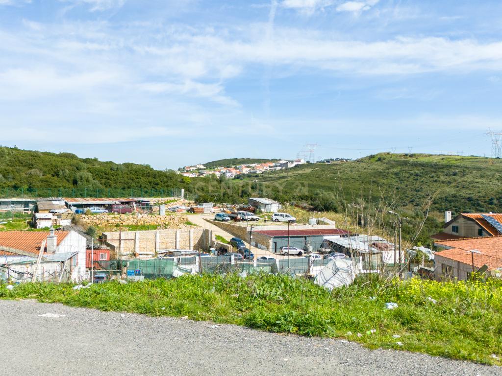 Terreno de 623m2 em vias de aprovação/conclusão em Cabra Figa, Rio de Mouro - Image 7