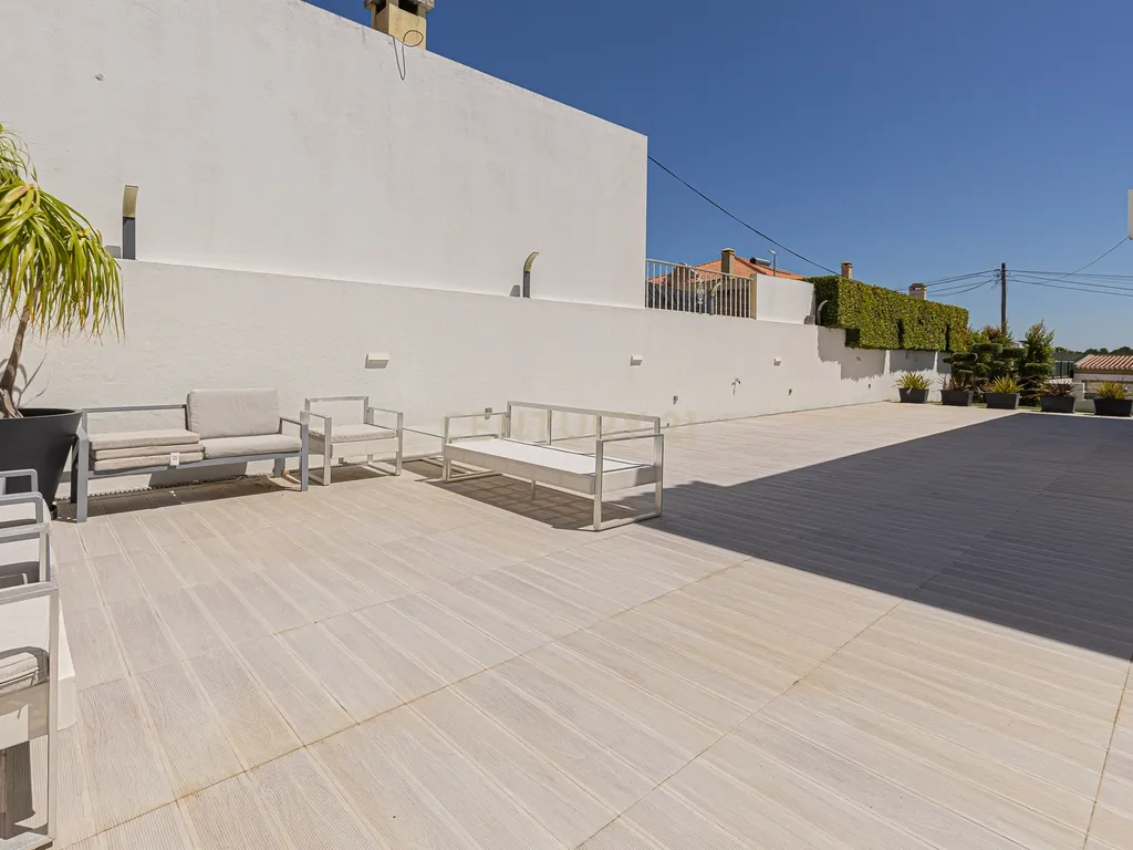Magnifica moradia na Verdizela - Acabamentos de Luxo - Image 32